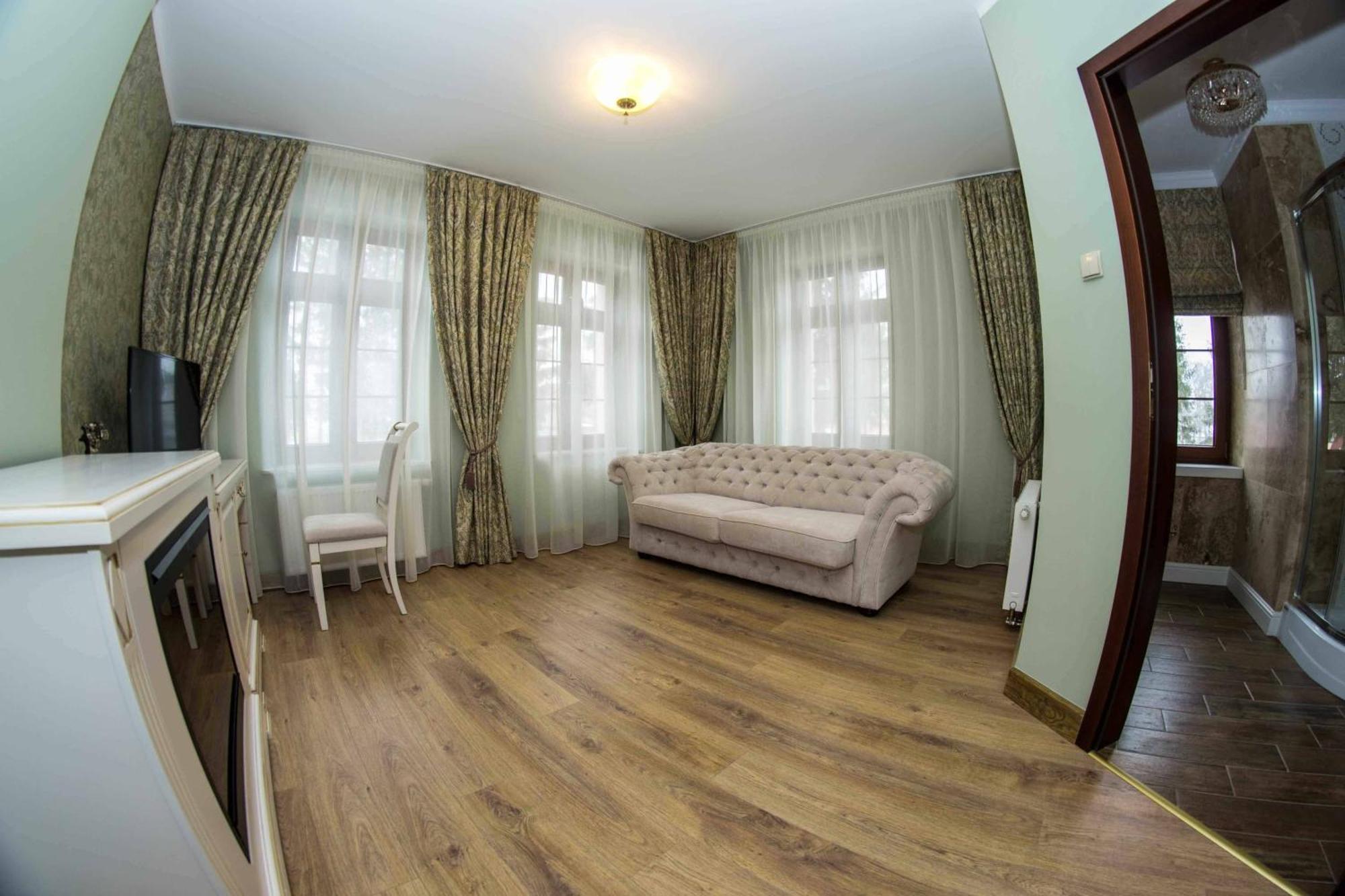 Palac Mysleta Uzdowo Extérieur photo